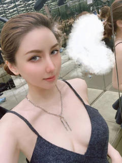 魔女小姨子